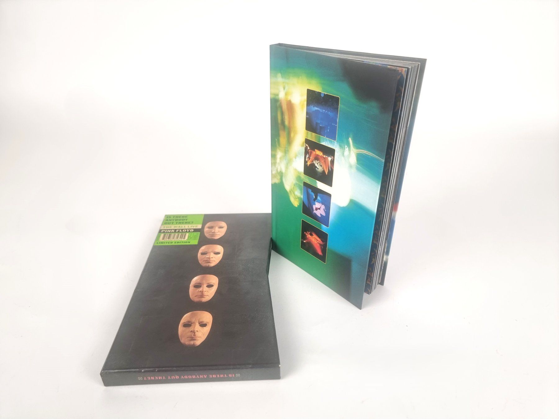 Libri: Pink Floyd The Wall Live Limited Edition Buch – Usato da Urtenen-Schönbühl venduto da Restwert_Schoenbuehl 2