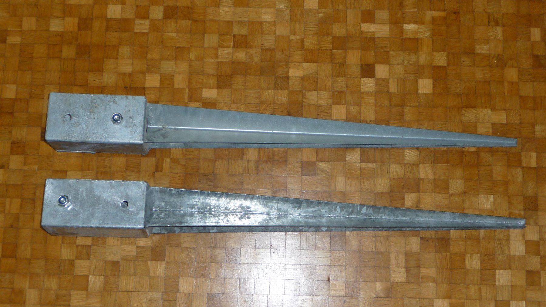 Profile: Einschlagbodenhülse 750 mm Lang – Neu (gemäss Beschreibung) aus Rapperswil SG von 1035f 3