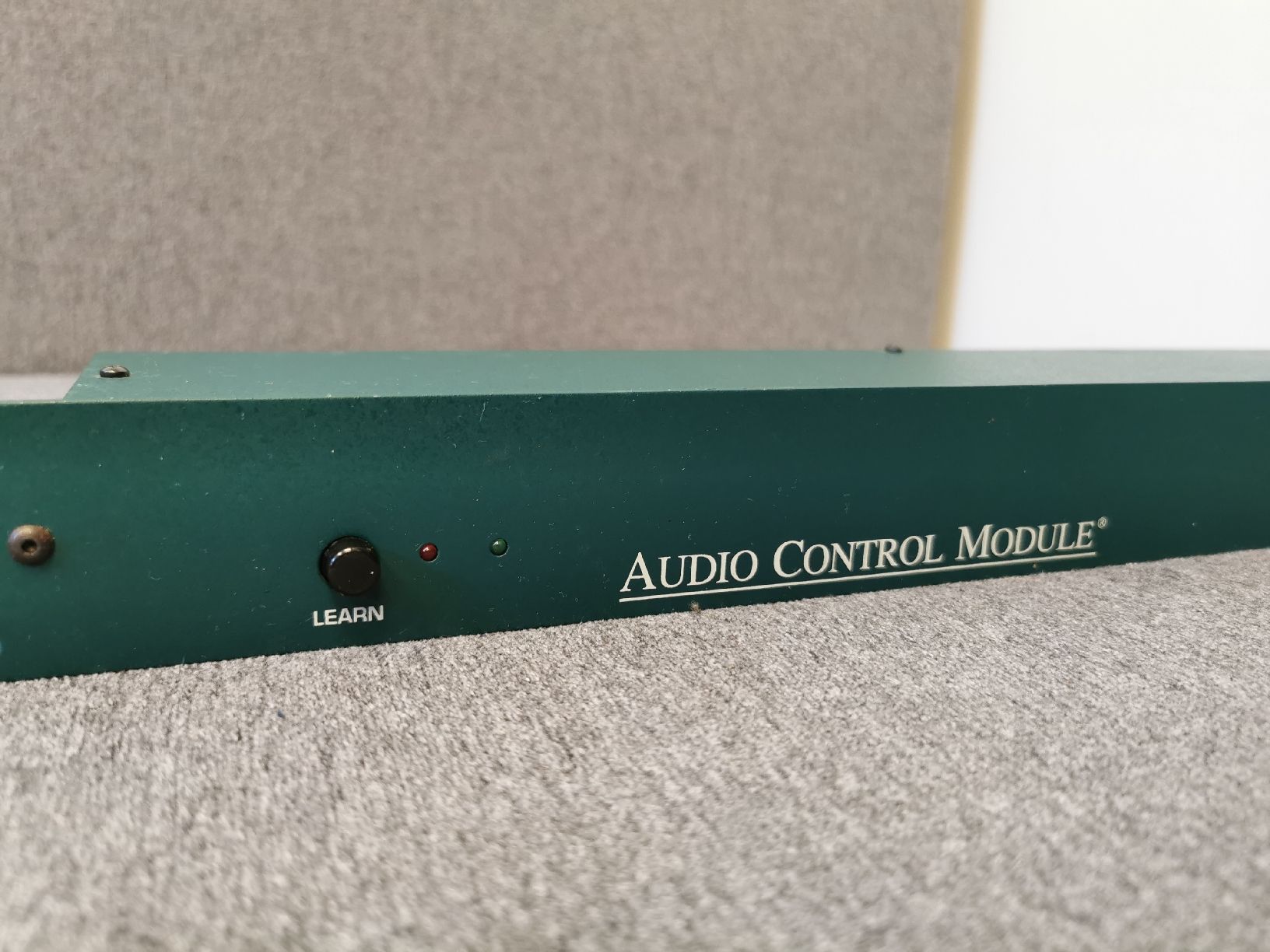 Musikinstrumente: Niche Audio Control Module, midi controlled audio leveling  – Gebraucht aus hinwil von  1