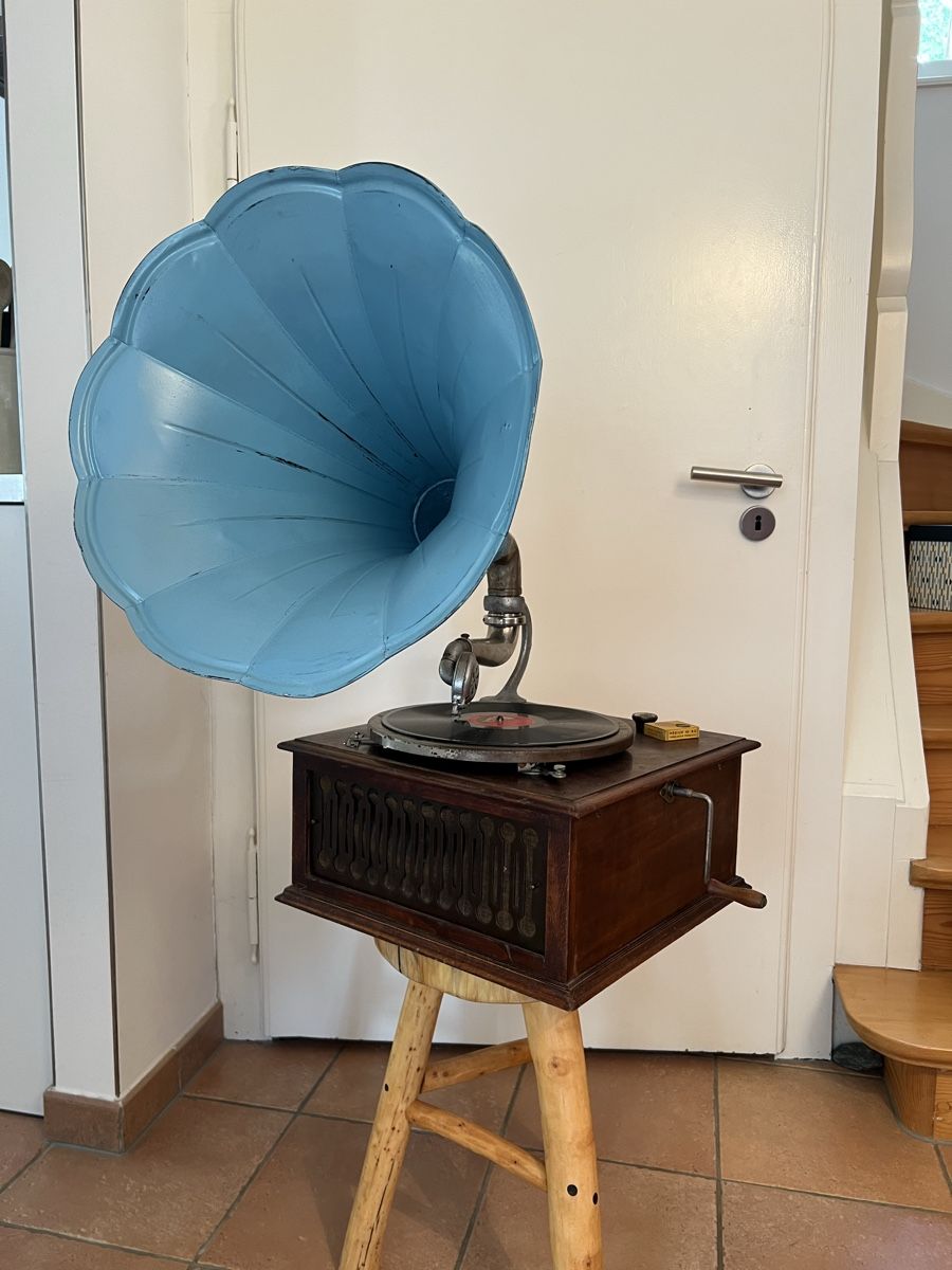 Plattenspieler: Grammophon Gramophone – Gebraucht aus Münchenstein von cor_wpw2