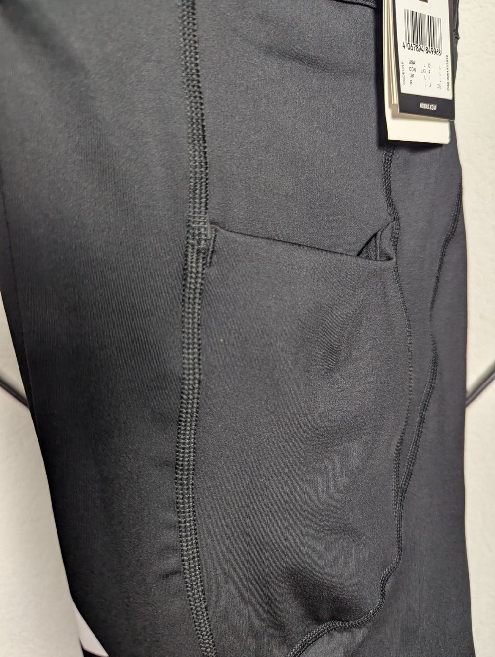 Adidas Leggings: Legging Adidas Techfit "Stash" - Noir - Neuf Taille XS – Nuovo e nell'imballaggio originale da Yvorne venduto da Bocchino_1291 3