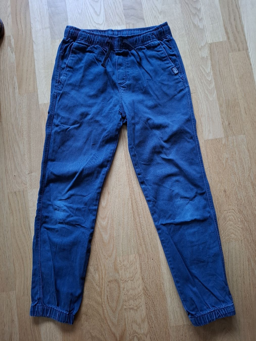 H&M Hosen: H&M Slim Fit Hose, Gr. 152 – Gebraucht aus Wabern von jeroalila