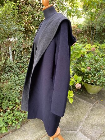 Wollmantel mit Kapuze dunkelblau grau