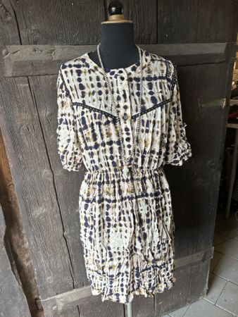 Kleid mit Print Grösse M guter Zustand