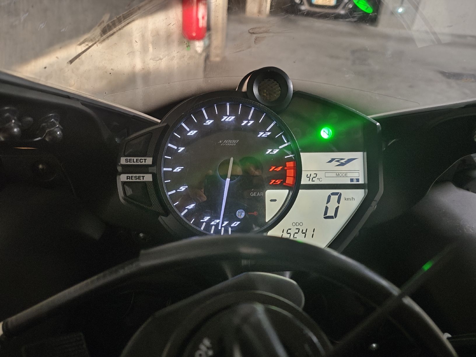 Yamaha Strasse: Yamaha YZF-R1 2011 CROSSPLANE – Gebraucht aus Meyrin von zian0 5