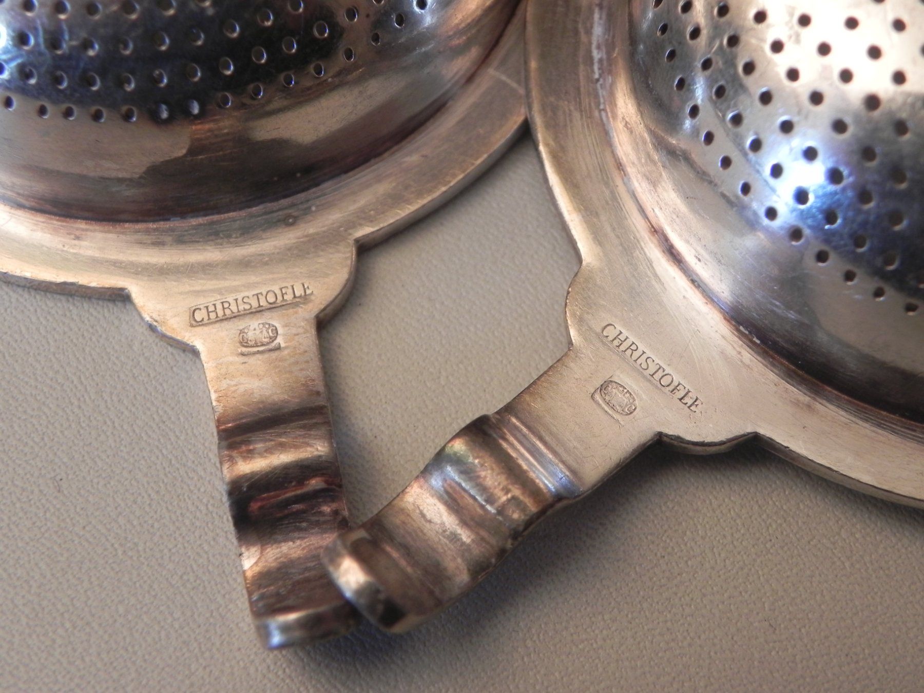 Christofle Set di piatti: 2 Teesieb/Teefilter CHRISTOFLE Paris – Usato da Minusio venduto da Lory64 6