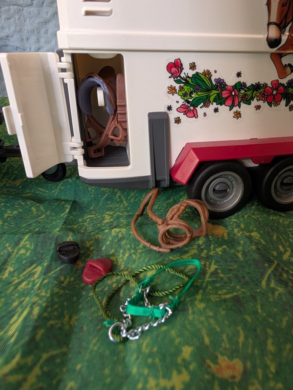 Schleich Spielzeuge: Schleich Pick-Up mit Pferdeanhänger – Gebraucht aus Bad Ragaz von Primzahl79 3