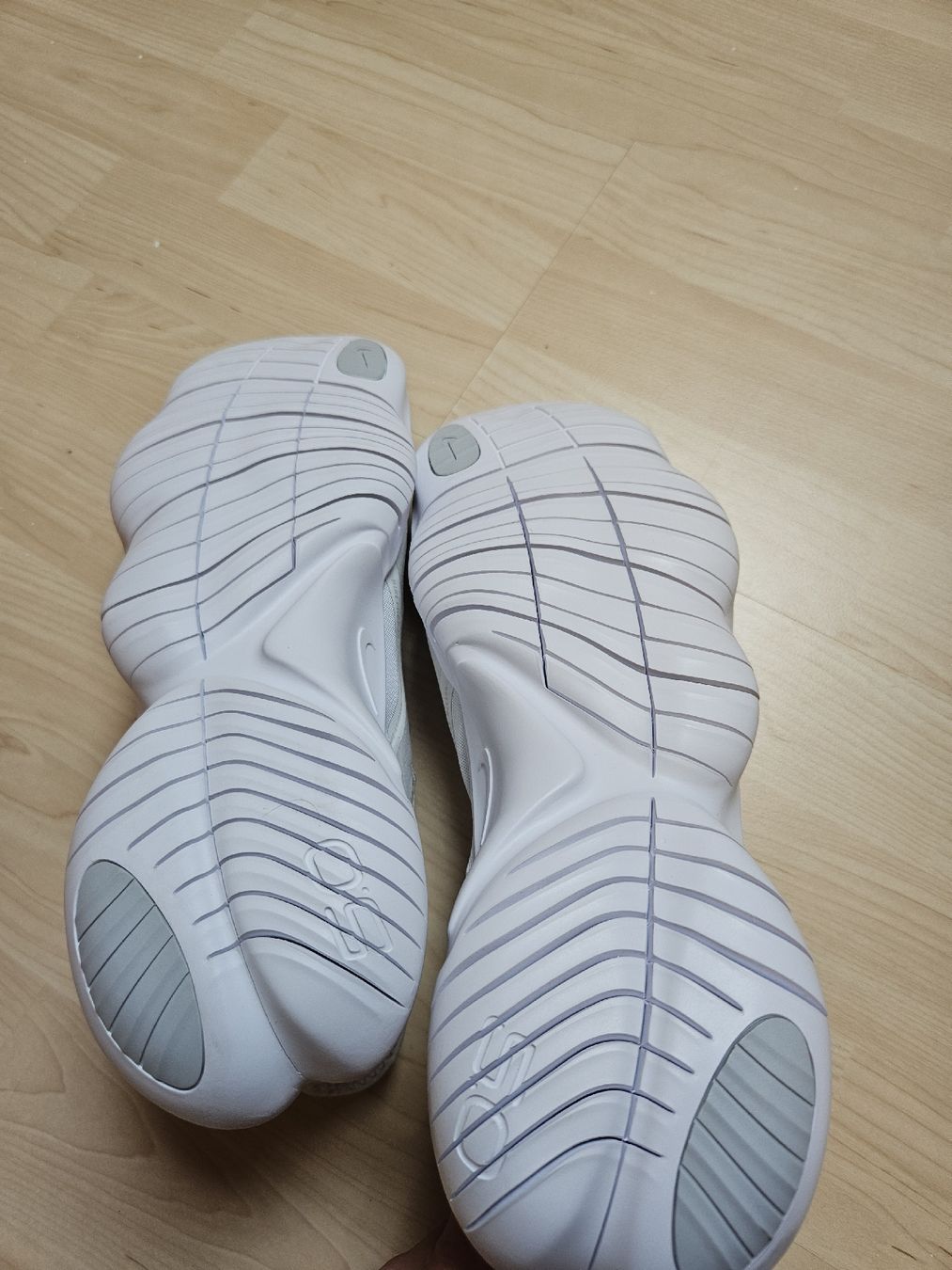 Nike Scarpe da uomo: nike free run 5.0 – Nuovo e nell'imballaggio originale da Onnens FR venduto da YNM90 3