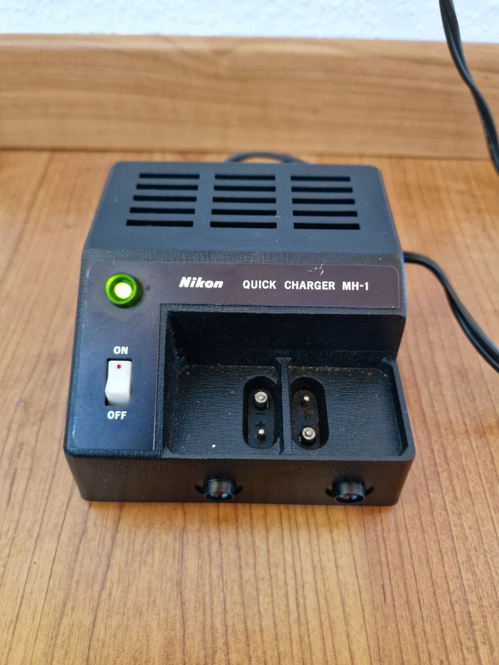 Nikon Autres accessoires: Nikon Schnelllader MH-1 – D'occasion à Vevey par dreetje9