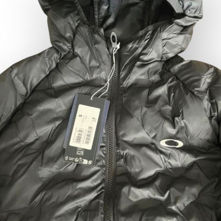 Fashionable Oakley puffer jacket