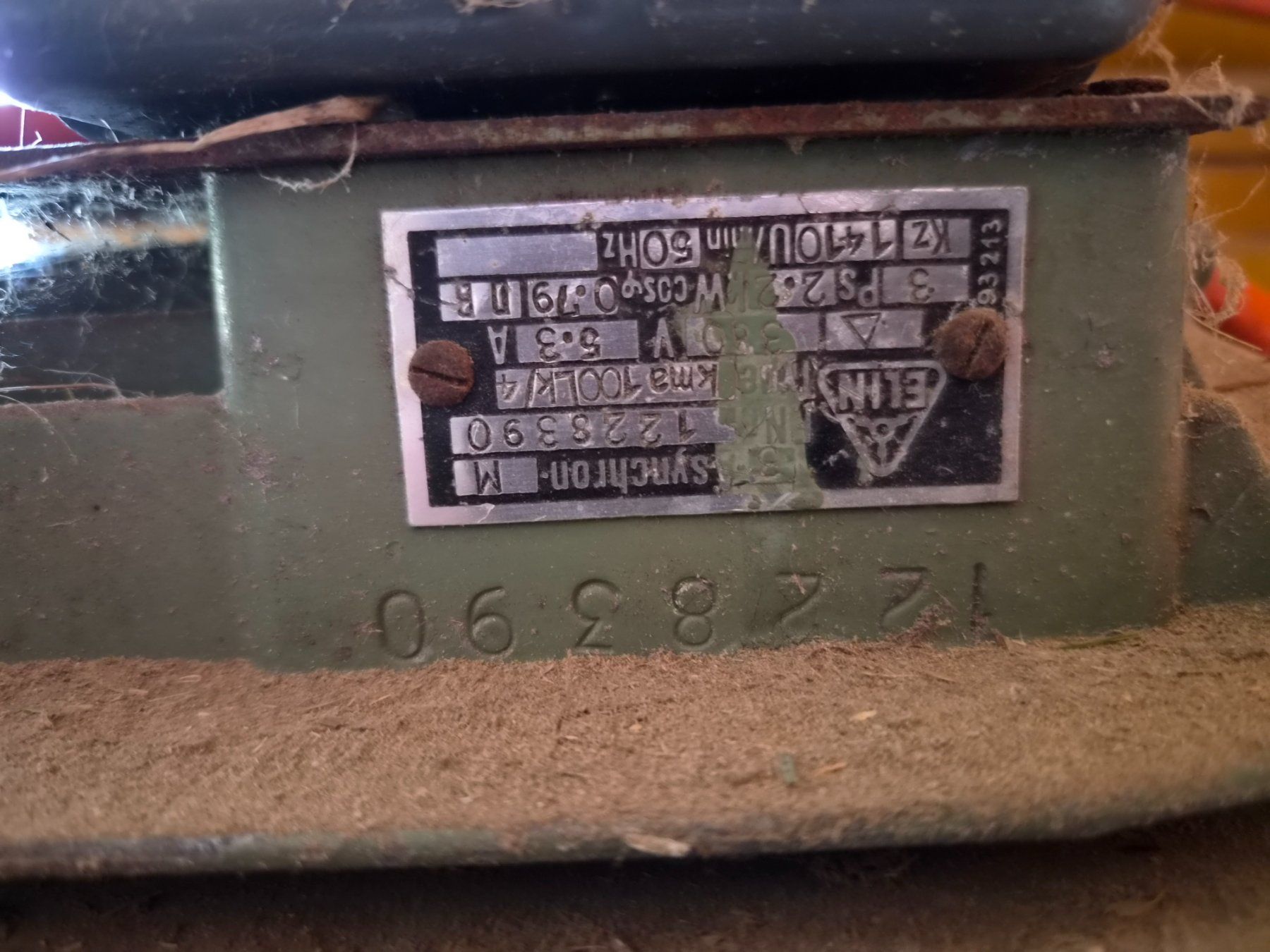 Tutte le macchine: Heurüstmaschiene 2.2 Ps Motor – Usato da Ernetschwil venduto da Nettenhof01 4