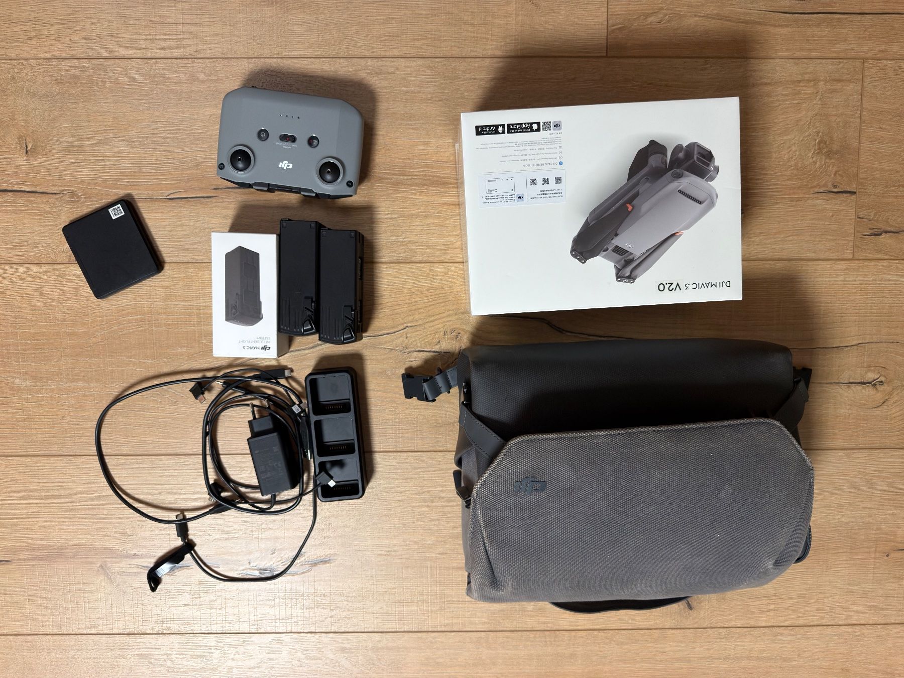 DJI Modellismo RC: DJI Mavic 3 Fly More Combo – Nuovo e nell'imballaggio originale da Courrendlin venduto da RB_RMP