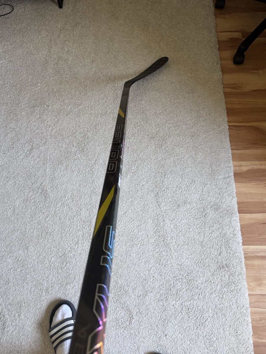 Bauer Bastoni & Pale: Eishockey Schläger Bauer McAvoy – Nuovo (secondo la descrizione) da Hettlingen venduto da ced_bbm2