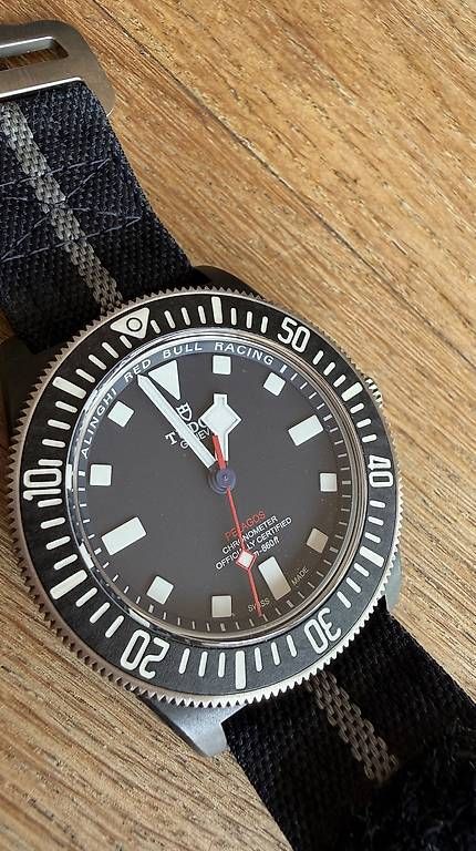 Uhren: Tudor Pelagos FXD Red Bull Alinghi – Gebraucht aus Untersiggenthal von huntob 4