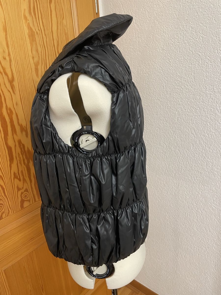 Marc Cain Gilet & Giacche senza maniche: Marc Cain Daunenweste Schwarz – Usato da Dittingen venduto da nje_9nlt 1
