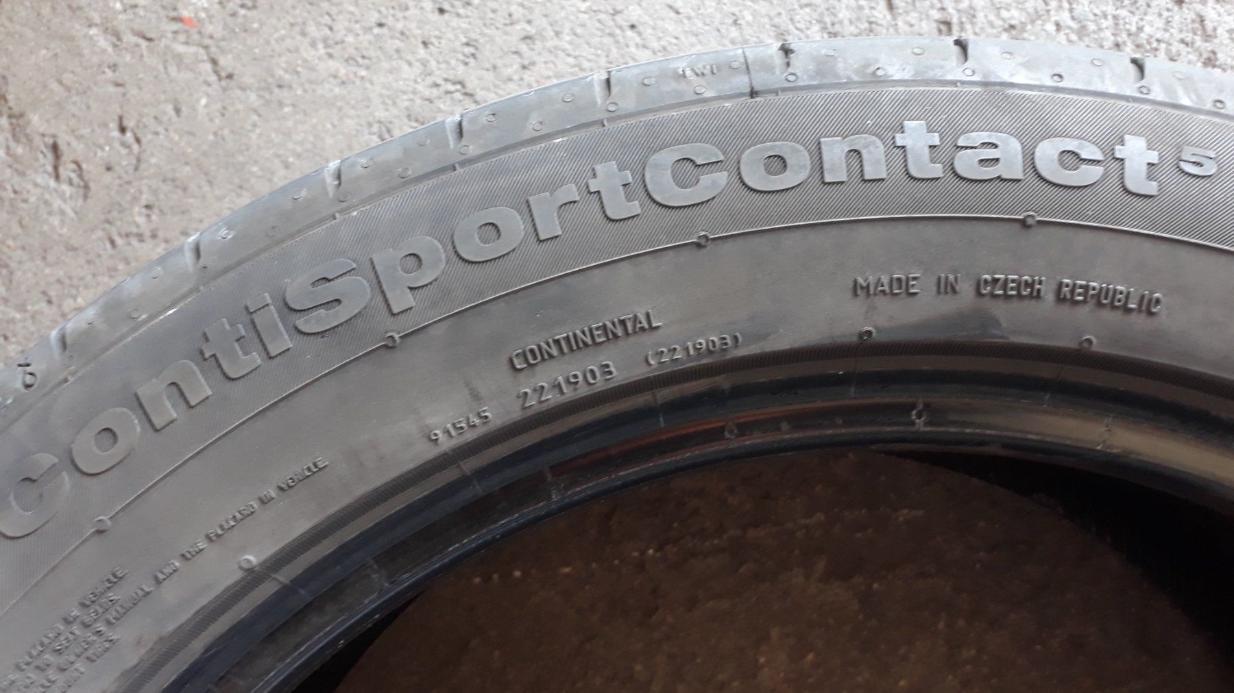 Continental Pneumatici & Ruote complete: Sommerpneu 235 / 50 18 – Usato da Schmerikon venduto da 1qw2 5