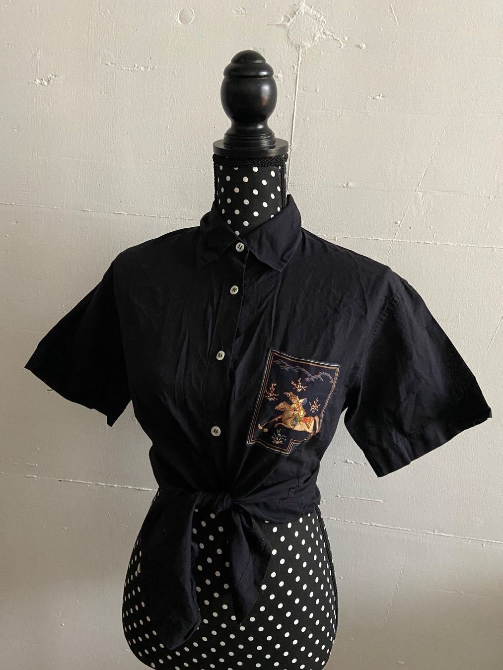 Top: Vintage Top mit asiatischem Motiv – Usato da Zürich venduto da enjoyxvintage 2