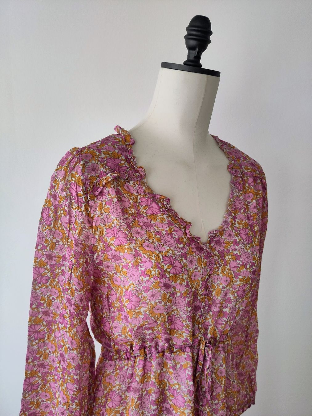 Vestiti: Maxikleid mit Blumenmuster Gr. 38, neuwertig – Nuovo (secondo la descrizione) da Pfäffikon ZH venduto da Julia071 1