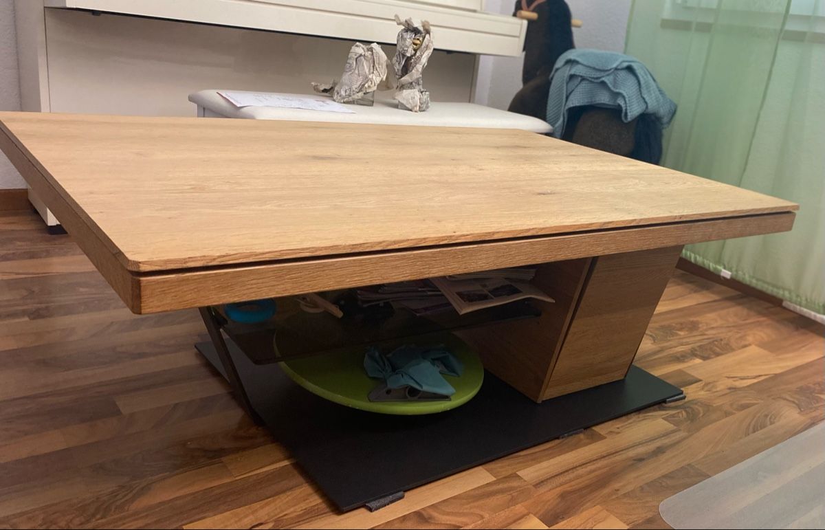 Tables: Couchtisch Kerneiche – D'occasion à Hildisrieden par bar_9lkz 2