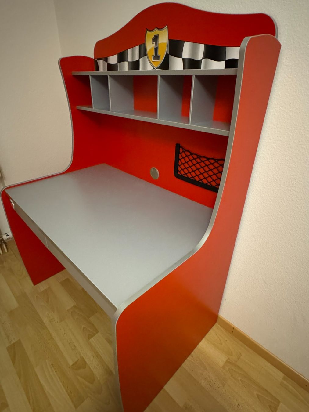 Betten: Autobett, Schrank & Schreibtisch SET – Gebraucht aus Suhr von Tina111 8