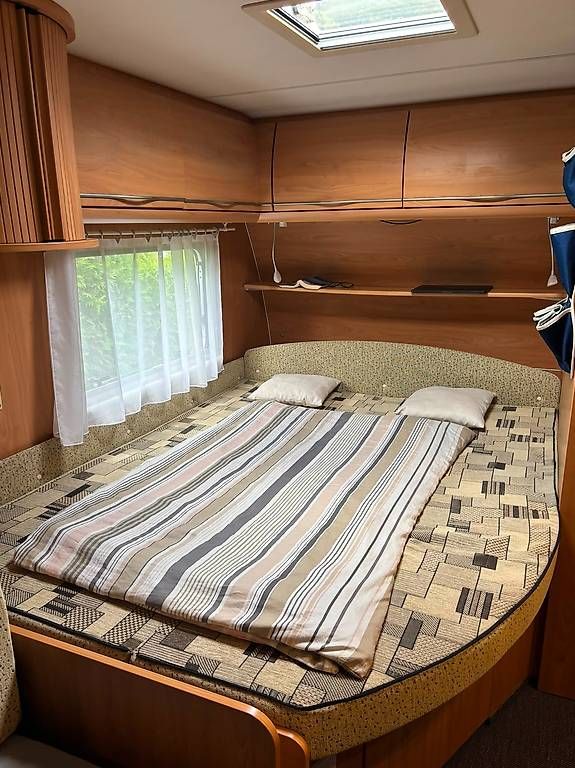 Véhicules de camping: Wohnwagen Bürstner Ventana  – D'occasion à Füllinsdorf par fab_n8ry 3