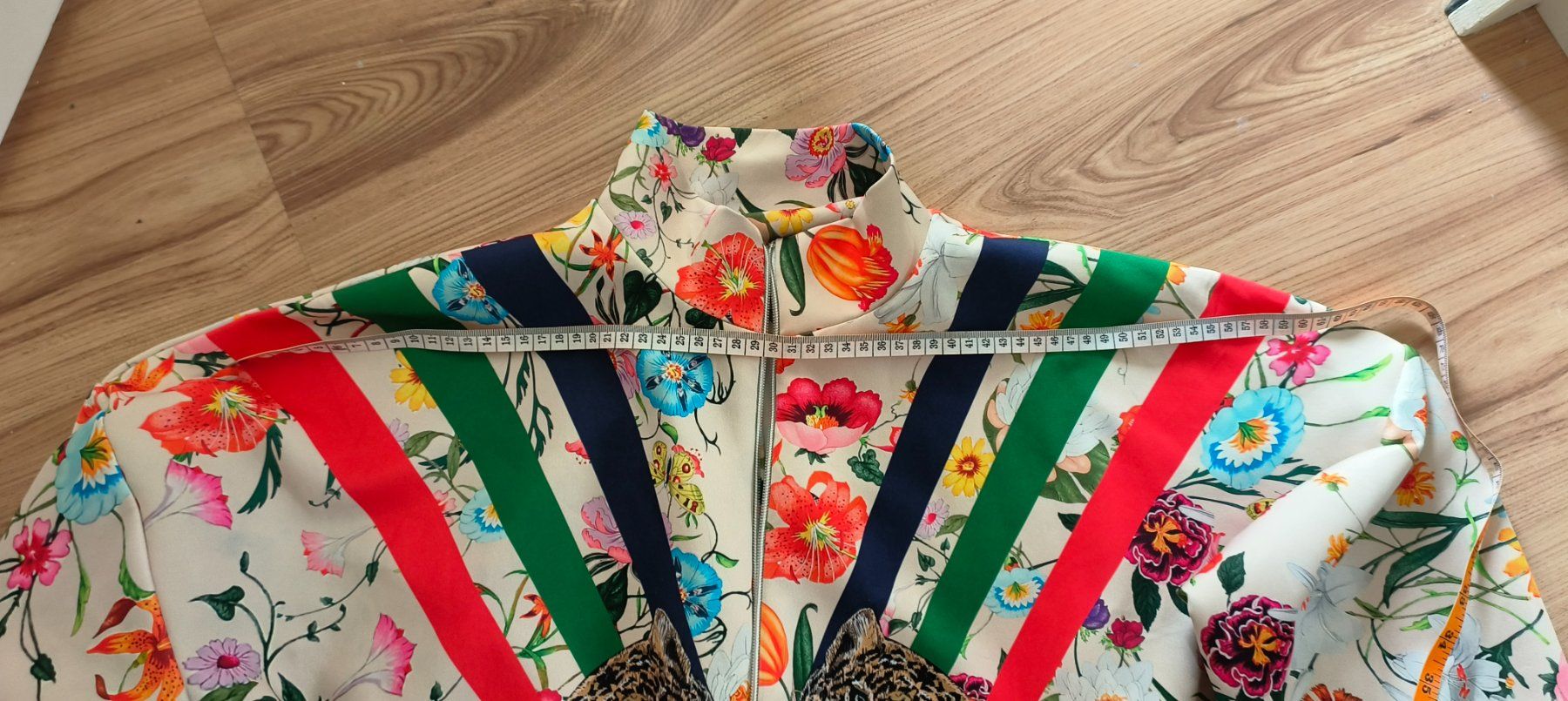 Completi & Tailleur: Trainingsanzug – Usato da Beringen venduto da Holly.80 6