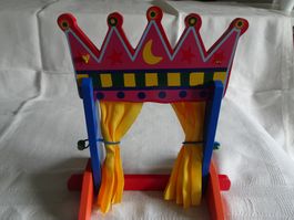 Mini Theater mit Figuren