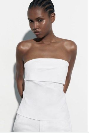 Zara Pleated Weisses Trägerloses Top, Grösse M, Neuwertig
