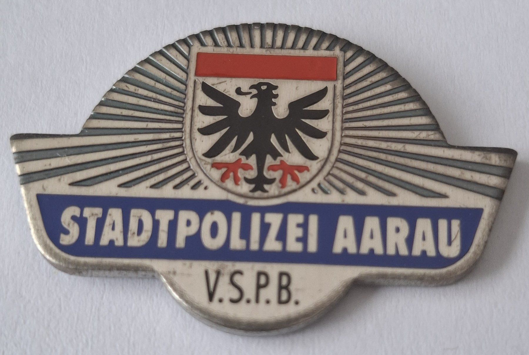 Plaquettes & Badges: Stadtpolizei Aarau V.S.P.B. – D'occasion à Hinterkappelen par Schampus