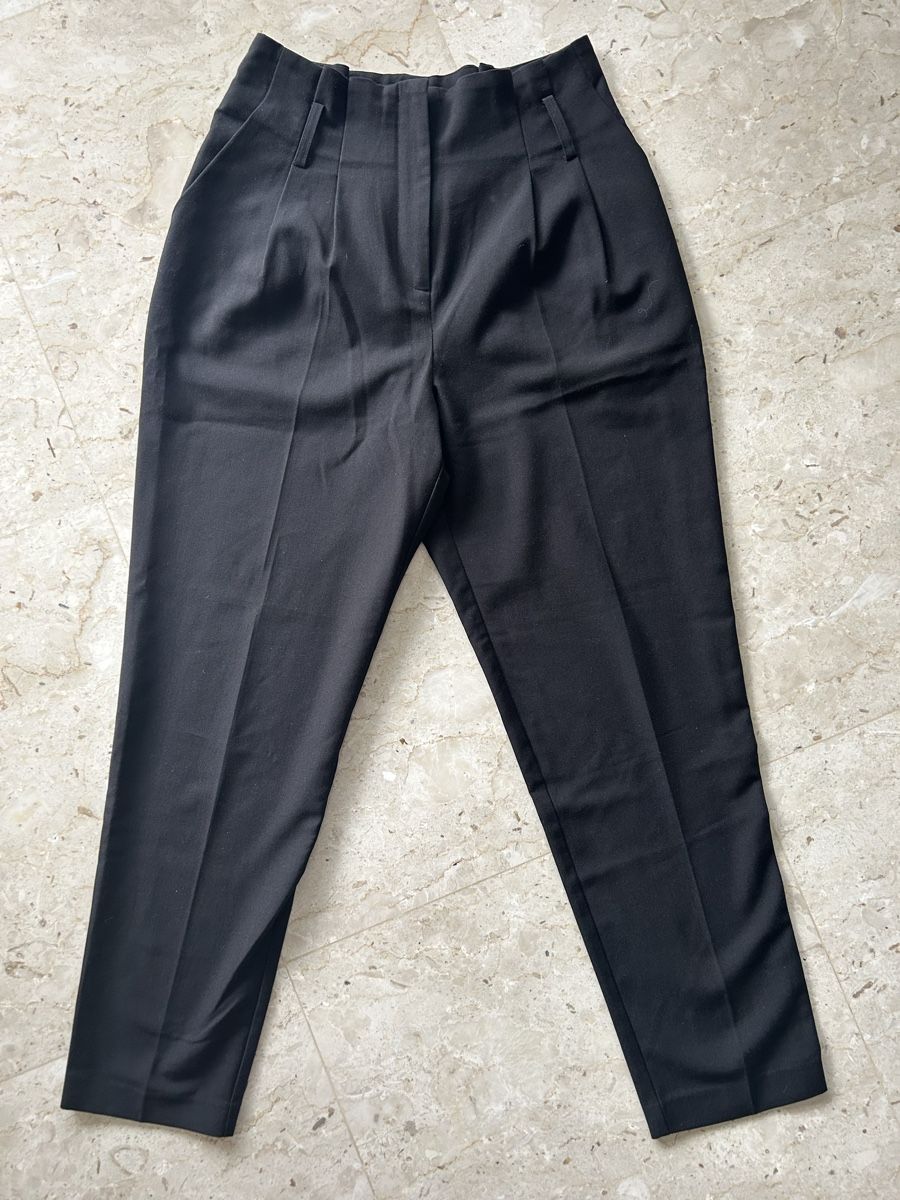 Hosen: Pantaloni donna taglia 38 – Gebraucht aus Locarno von Matic04