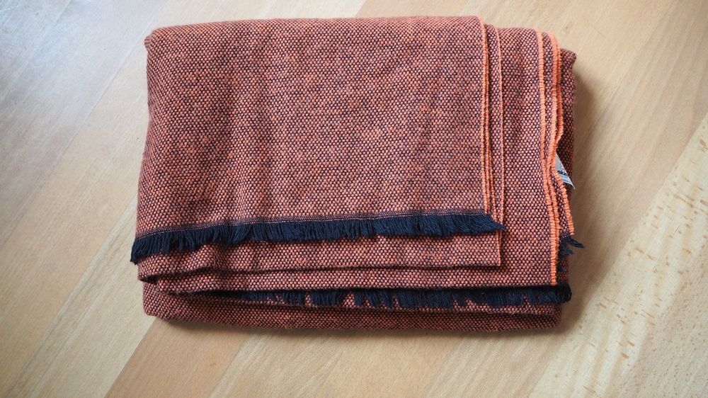 Decke, Überwurf, Plaid, Sofadecke von Eskimo (Gebraucht) in Olten für ...