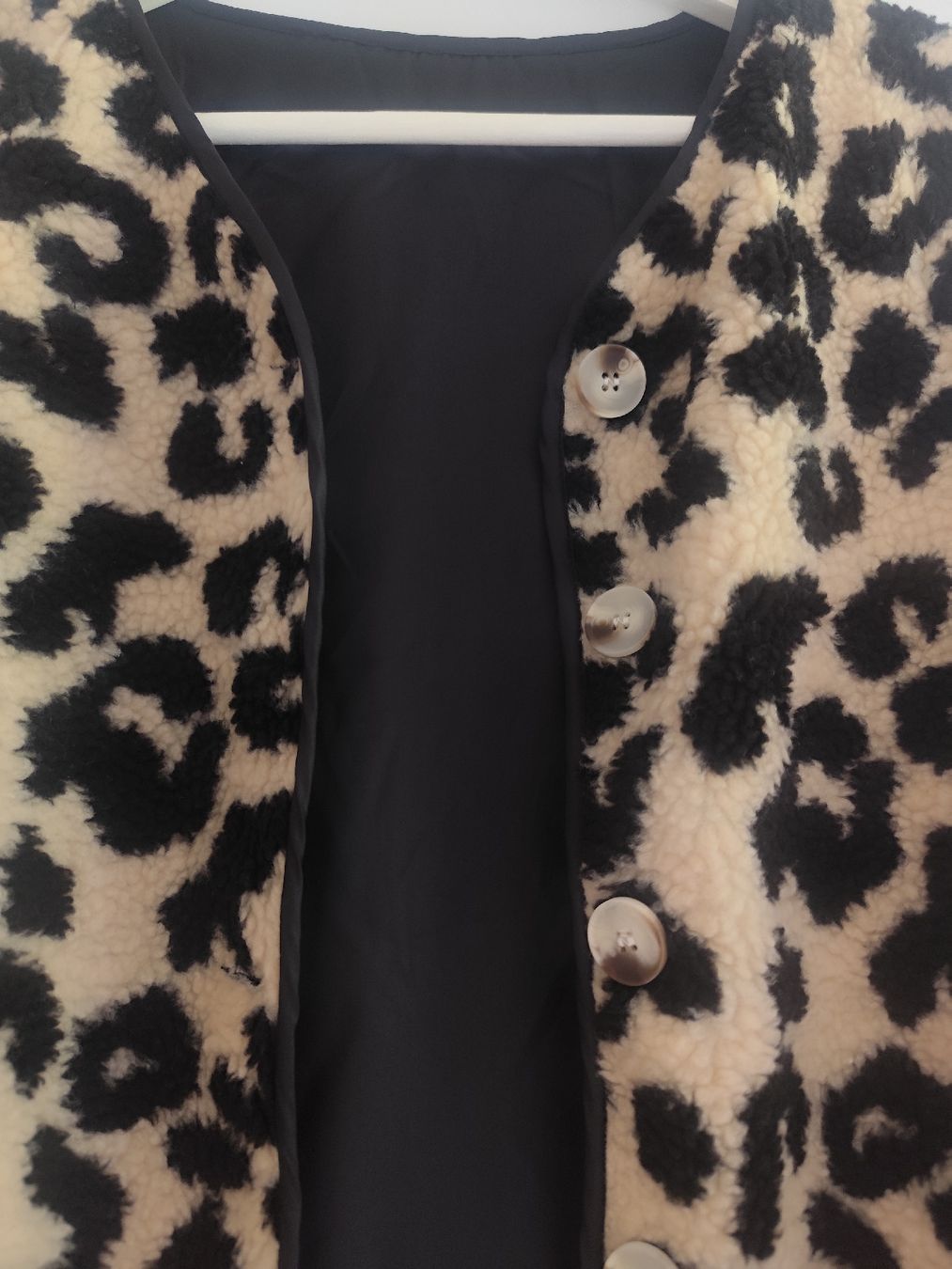 Gilet & Giacche senza maniche: Weste Leo-Print Teddyfleece NEU – Nuovo (secondo la descrizione) da Zürich venduto da Claudia_Zueri 1