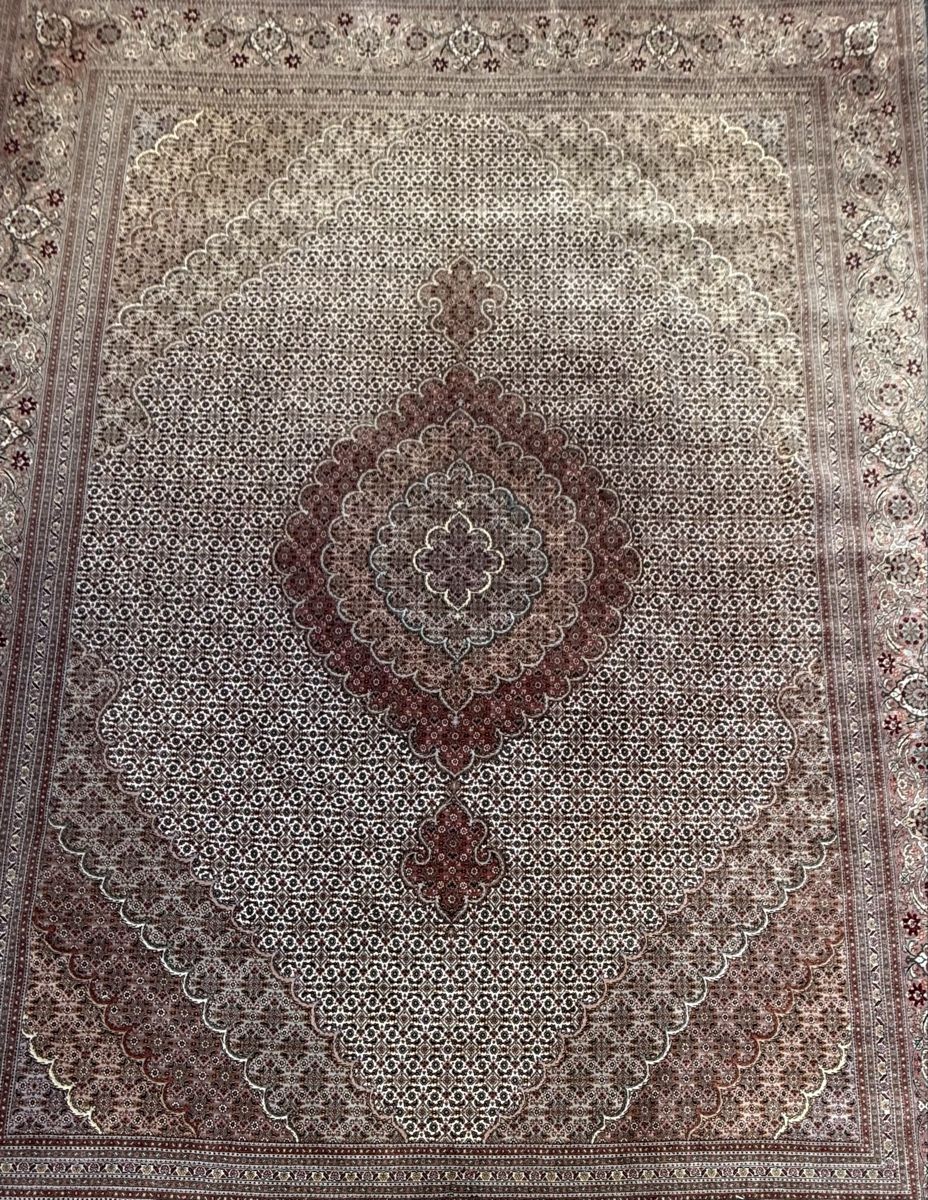 Tappeti: Wunderschöner Perserteppich mit Seide 333x247 cm – Usato da Büron venduto da Filadefia-888