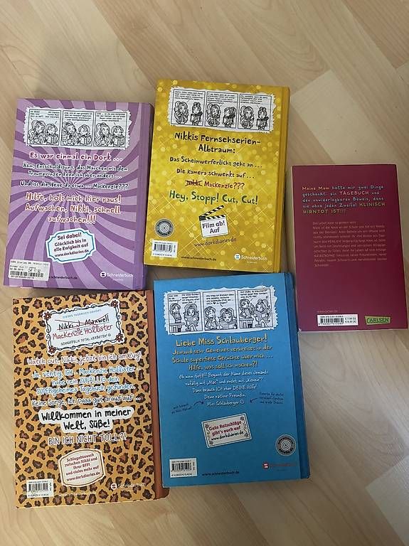 Libri: Bücherreihe - Dork – Usato da Ballwil venduto da sch_9qfj 1
