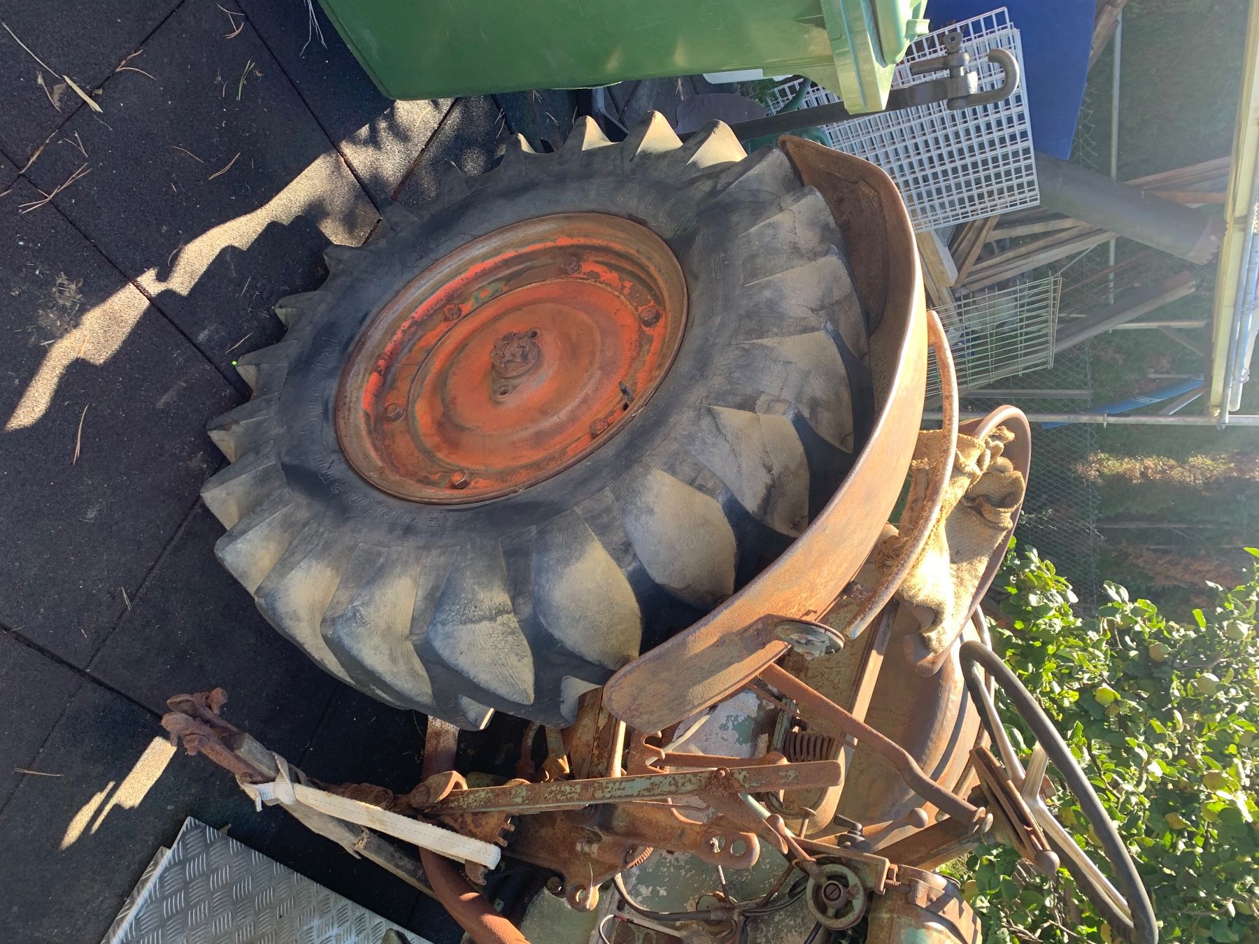 Hürlimann Tracteurs: Hürlimann Traktor – D'occasion à Niederönz par and_v5z7 5