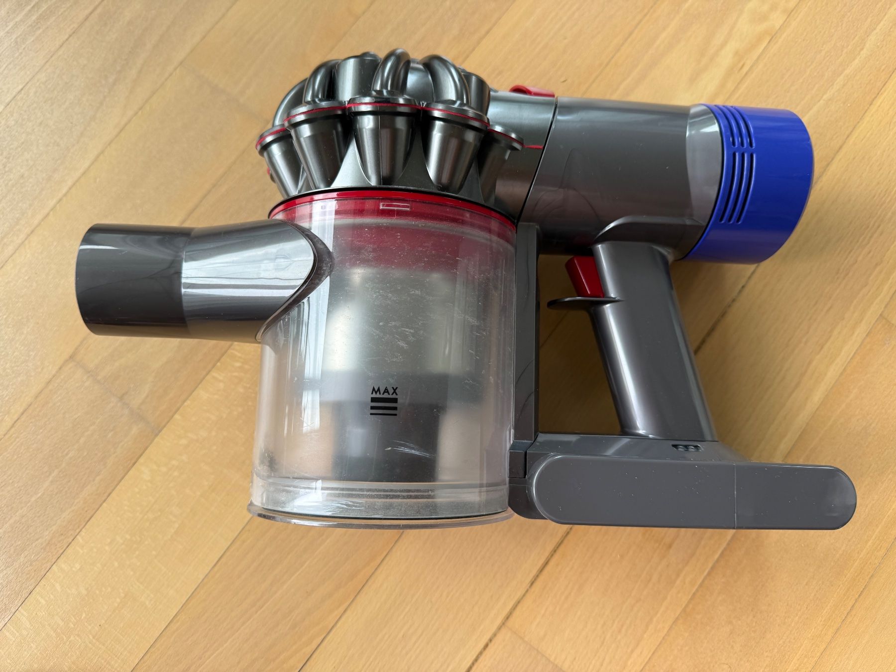 Dyson Aspirapolveri & Accessori: Dyson V8 Absolute Extra – Usato da Adliswil venduto da fra_w2k2 1
