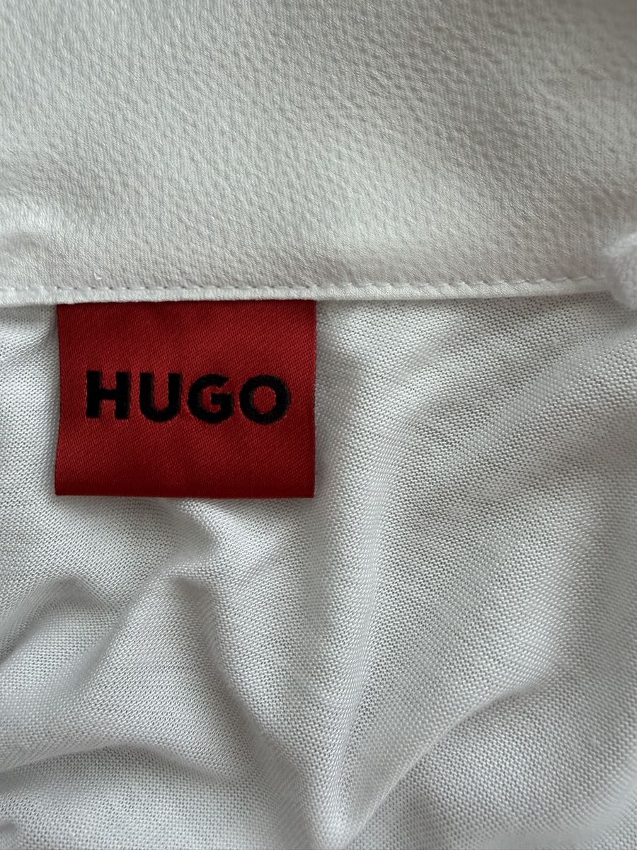 Hugo Boss Top: Top von Hugo Grösse M – Nuovo (secondo la descrizione) da Bonstetten venduto da Moma10 3
