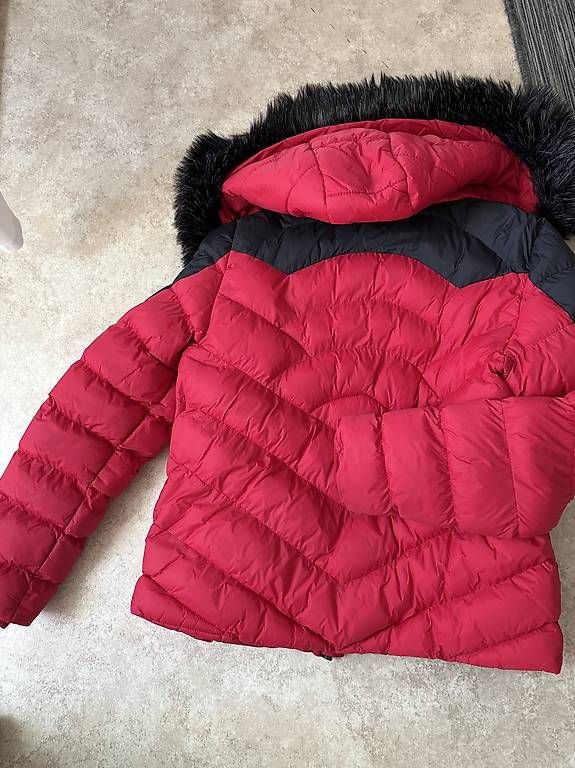 Giacche: Rote Winterjacke  – Usato da Zürich venduto da ajo_x8tl 1