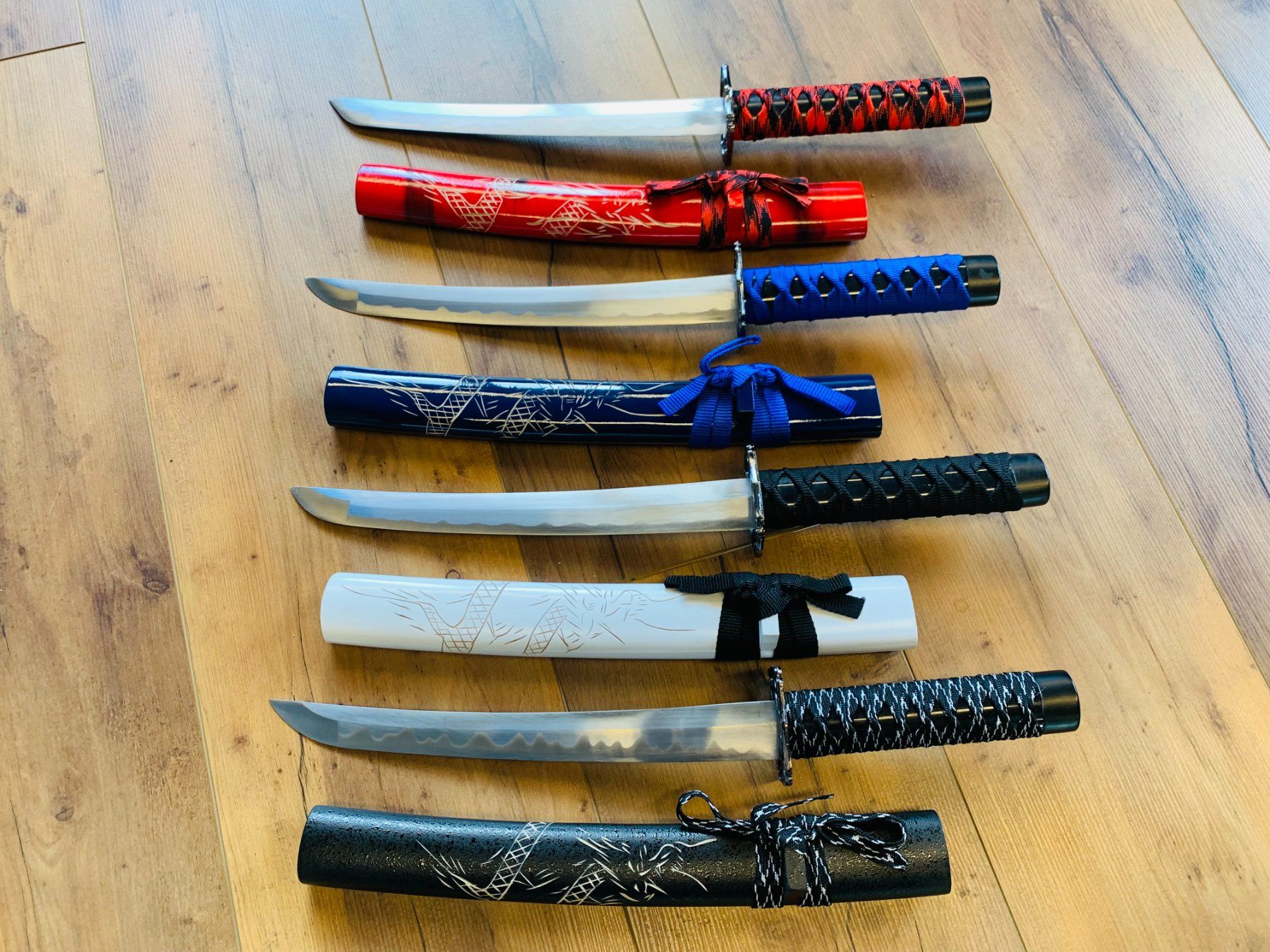 Arte internazionale: 4 tlg. Katana Schwert mit Scheide 50cm XXL Bundle NEU – Nuovo e nell'imballaggio originale da Bergdietikon venduto da shopAgent