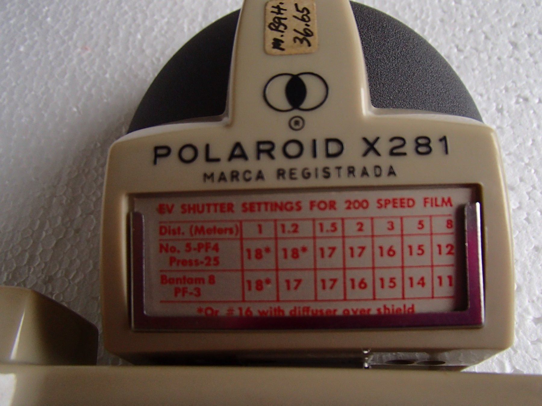 Polaroid Fotocamera: Erste POLAROID Land Kamera mit Blitz 80A – Usato da Schöfflisdorf venduto da pullux 1