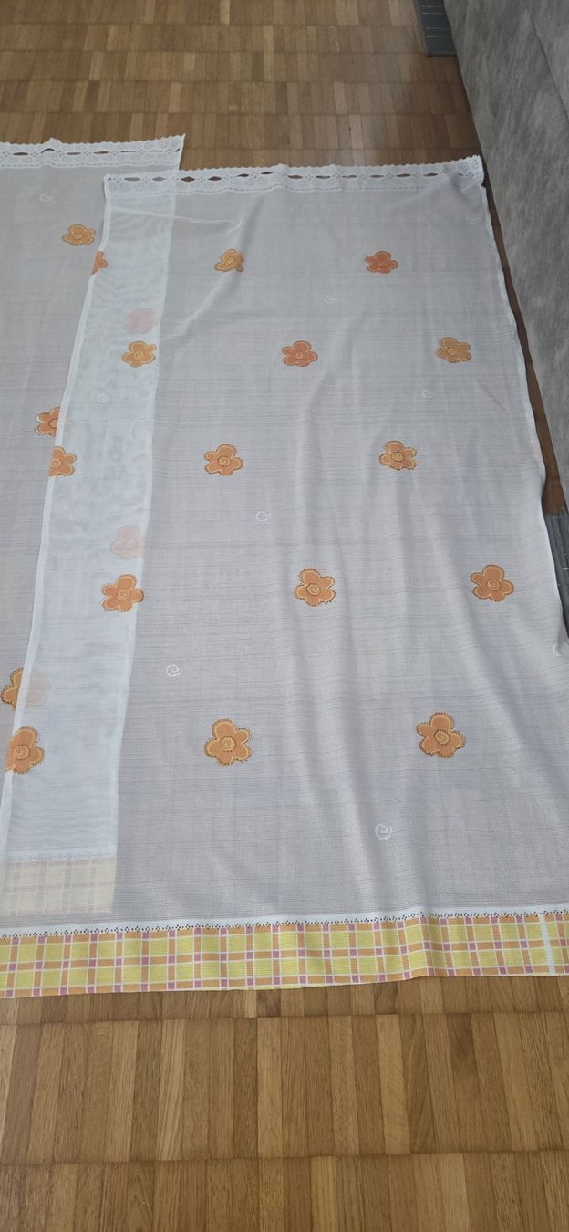 Vorhänge: Wunderschönes Vorhangpaar, 70 cm breit und 140 lang  – Neu (gemäss Beschreibung) aus Schöfflisdorf von nun_zr8r 1