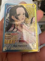 Boa Hancock L ⭐️ English Near/Mint