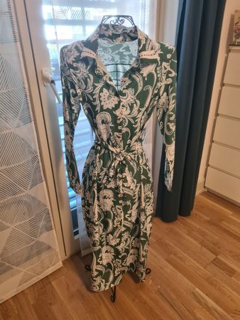 länge kleid gr M