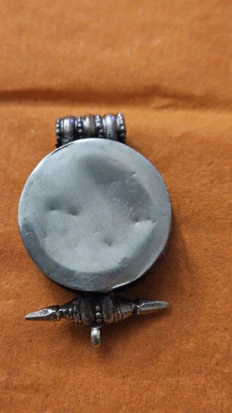 Anhänger: pendentif ancien argent, ethnique,  s' ouvre. – Gebraucht aus Lausanne von Angelite 2