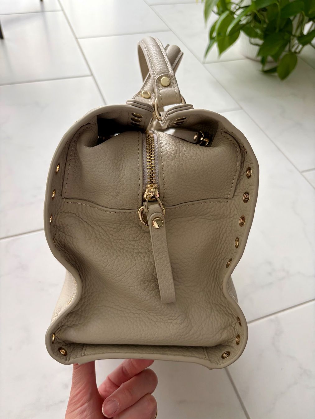 Tosca Blu Borse da donna: Tosca Blu Lederhandtasche in hellem Beige – Usato da Geroldswil venduto da and_jfm2 5