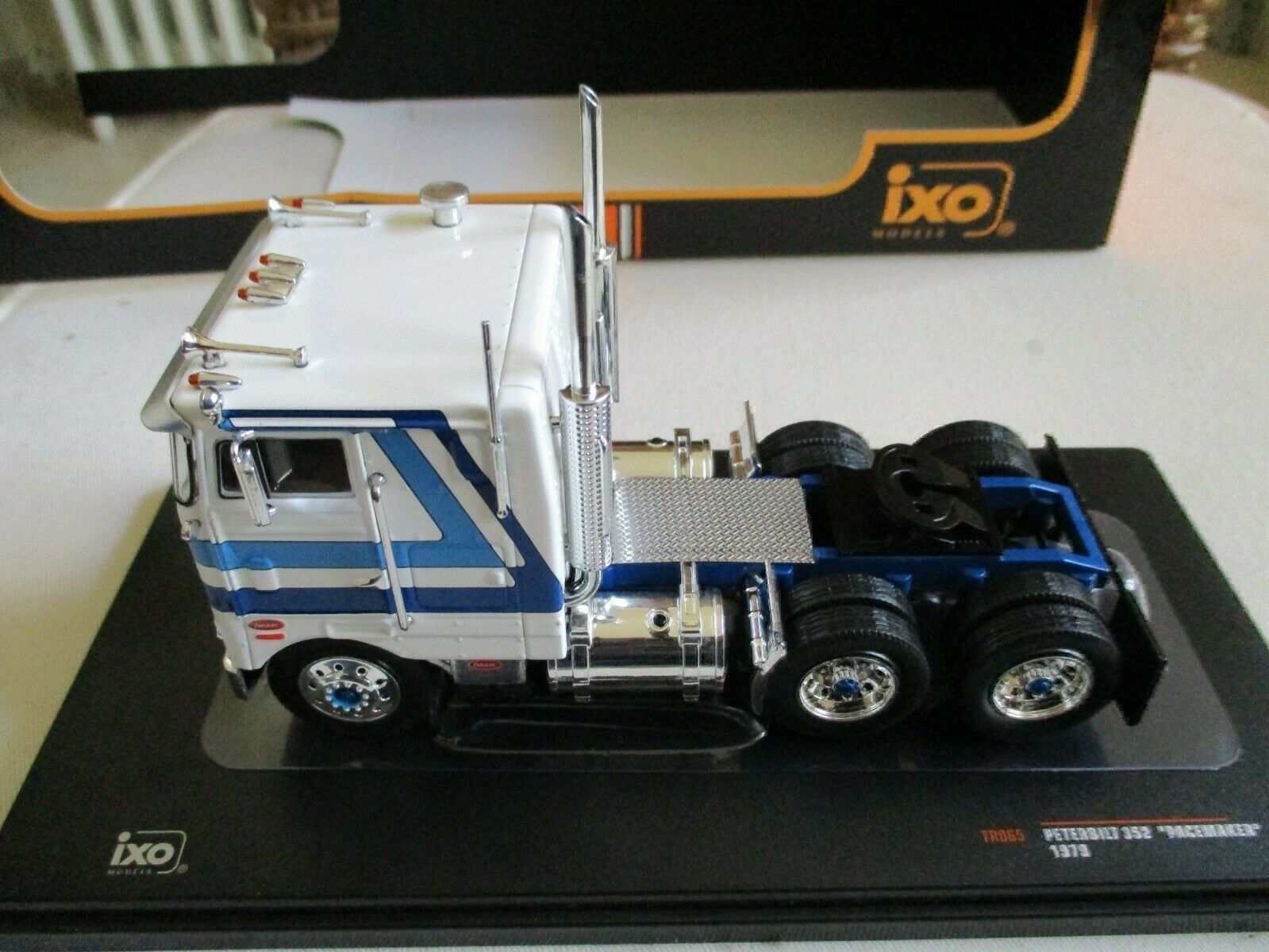 Peterbilt Modellini d'auto: Peterbilt 352 Pacemaker LKW Zugmaschine 1979 weiss / hell – Nuovo e nell'imballaggio originale da Gerlafingen venduto da espero88 5