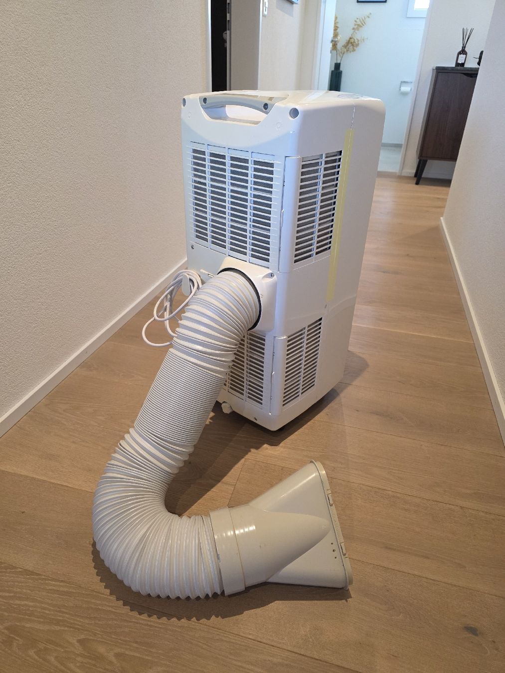 Primotecq Condizionatori: Fust Primotecq CL 7010 - Mobile Klimaanlage – Usato da Oberwil-Lieli venduto da ticino122 3