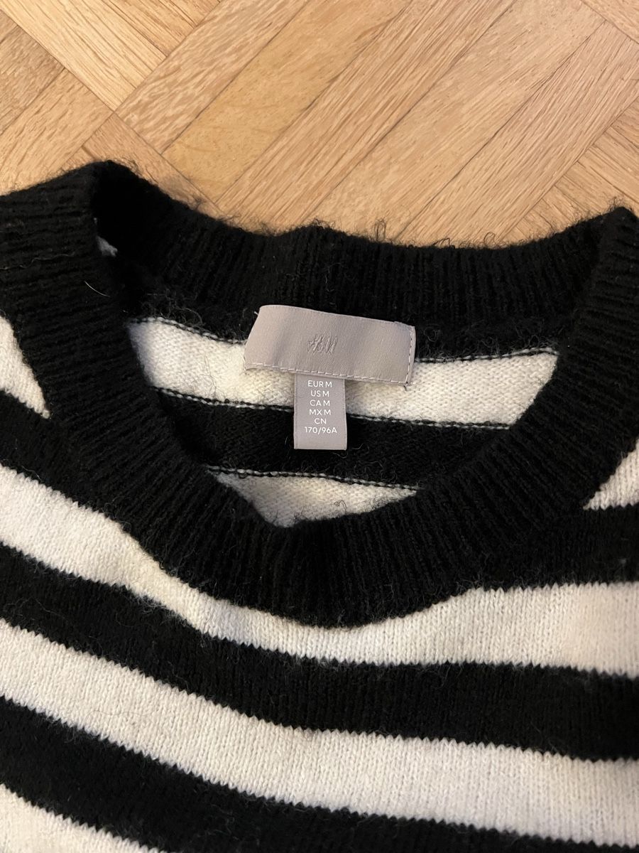 H&M T-shirt: Gest. Strickpullover kurzarm Ringel Schwarz Weiss Gr. M – Usato da Zürich venduto da sop_xbd7 3