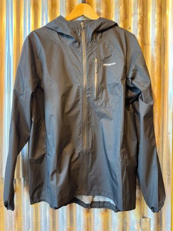 Patagonia Damen Regenjacke Gr. L NEU