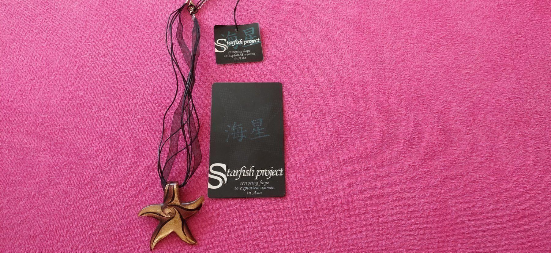 Catenine: Collier Starfish Project Neuf/Halskette – Nuovo e nell'imballaggio originale da MOUTIER venduto da Anto21